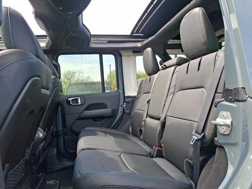 2025 Jeep Wrangler 4xe Rubicon X