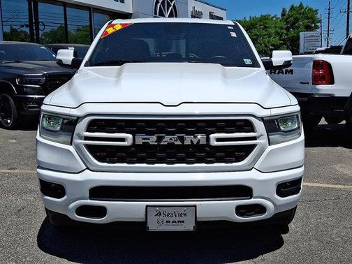 Bright White Clearcoat 2023 RAM 1500 Big Horn/Lone Star