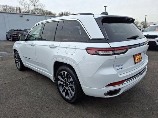 2023 Jeep Grand Cherokee 4xe Overland