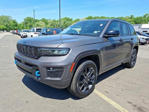 Baltic Gray Metallic Clearcoat 2024 Jeep Grand Cherokee 4xe Anniversary Edition