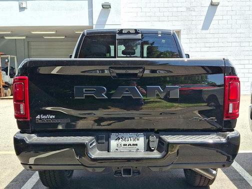 2025 RAM 2500 Laramie Crew Cab 4x4 6'4' Box