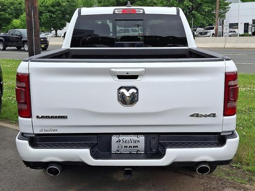 Bright White Clearcoat 2023 RAM 1500 Laramie
