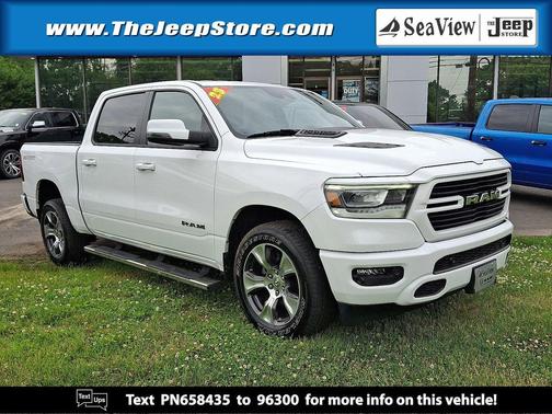 Bright White Clearcoat 2023 RAM 1500 Laramie