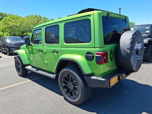 2025 Jeep Wrangler 4xe Sahara