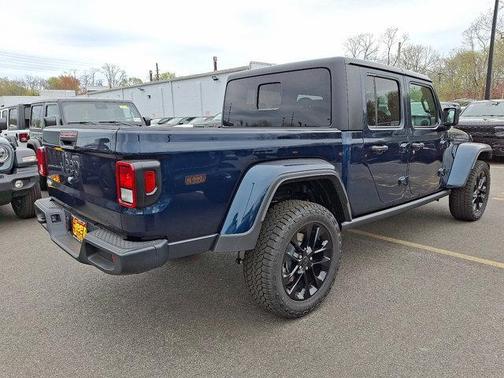 2025 Jeep Gladiator Nighthawk