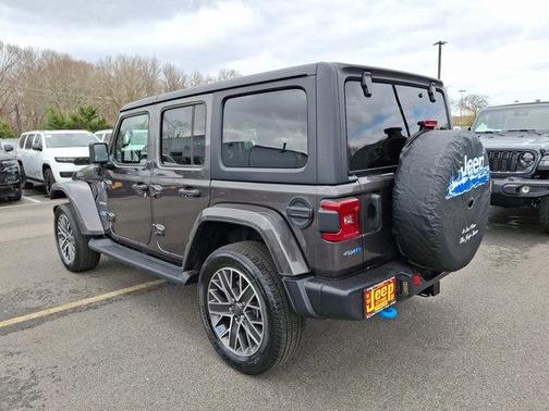2022 Jeep Wrangler Unlimited 4xe Sahara