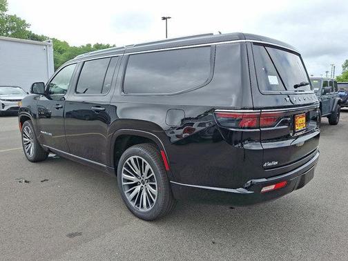 2025 Jeep Wagoneer L Series II Limited 4x4