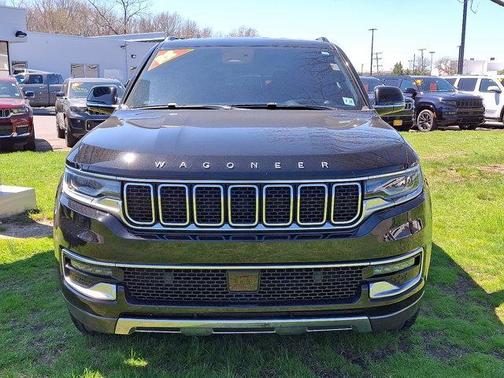 Diamond Black Crystal Pearlcoat 2022 Jeep Wagoneer Series III 4x4