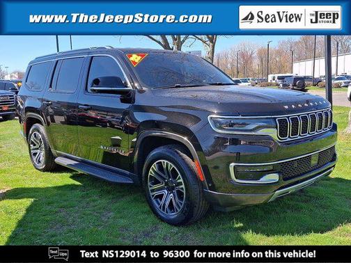 Diamond Black Crystal Pearlcoat 2022 Jeep Wagoneer Series III 4x4