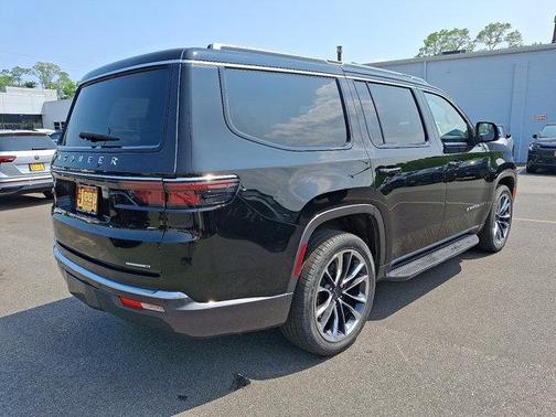 2022 Jeep Wagoneer Series II 4x4