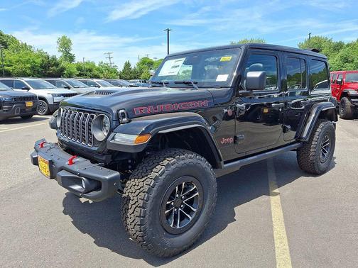 Black Clearcoat 2026 Jeep Wrangler Rubicon