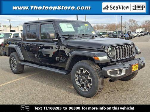 2026 Jeep Gladiator Sahara 4x4