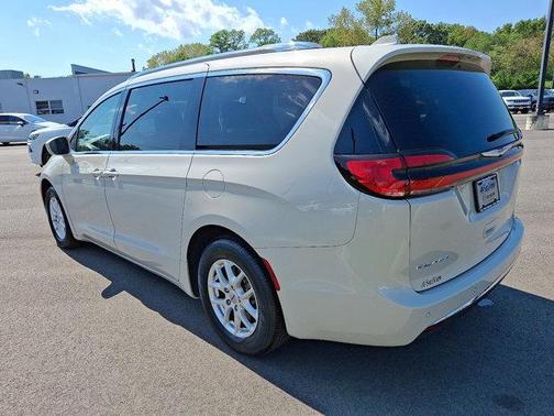 2021 Chrysler Pacifica Touring L