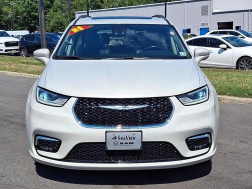 2021 Chrysler Pacifica Touring L