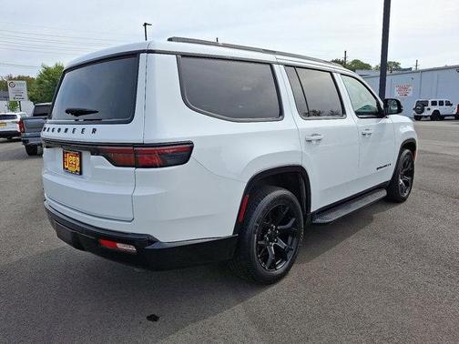 2023 Jeep Wagoneer Series II Carbide 4x4