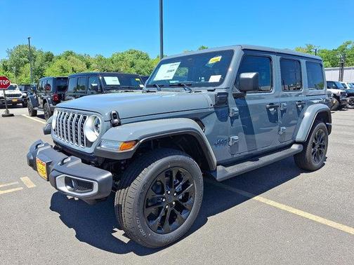 2025 Jeep Wrangler 4xe Sahara