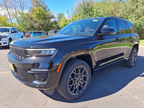 2025 Jeep Grand Cherokee Summit