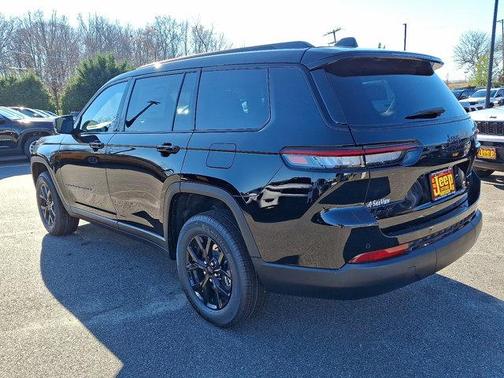 2025 Jeep Grand Cherokee L Altitude