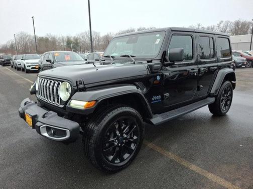 2025 Jeep Wrangler 4xe Sahara