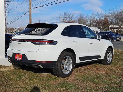 2021 Porsche Macan AWD