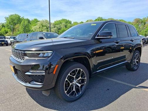 2025 Jeep Grand Cherokee Summit