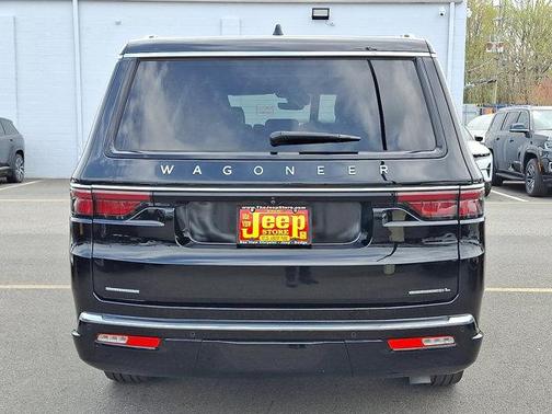 2023 Jeep Wagoneer L Series III 4x4
