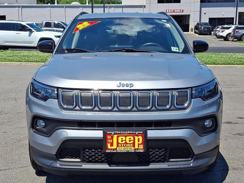 Billet Silver Metallic Clearcoat 2022 Jeep Compass Latitude