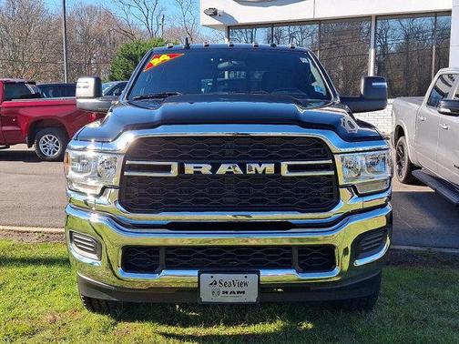 2024 RAM 2500 Tradesman Crew Cab 4x4 6'4' Box