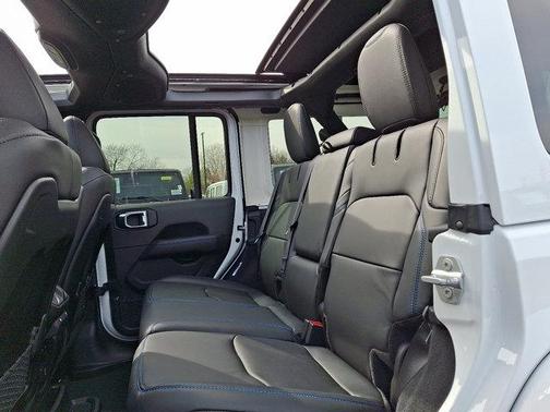 2025 Jeep Wrangler 4xe Rubicon X