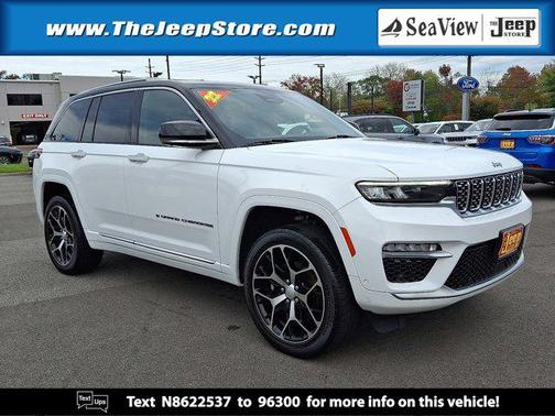 2022 Jeep Grand Cherokee Summit