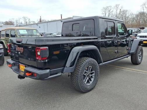 2025 Jeep Gladiator Mojave X