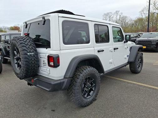 2025 Jeep Wrangler 4xe Willys