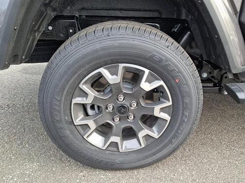 2026 Jeep Gladiator Sahara 4x4