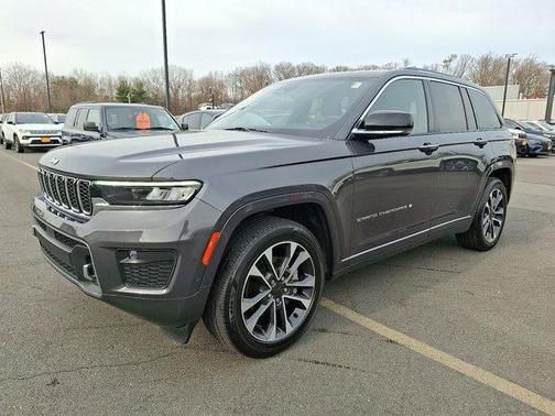 2022 Jeep Grand Cherokee Overland