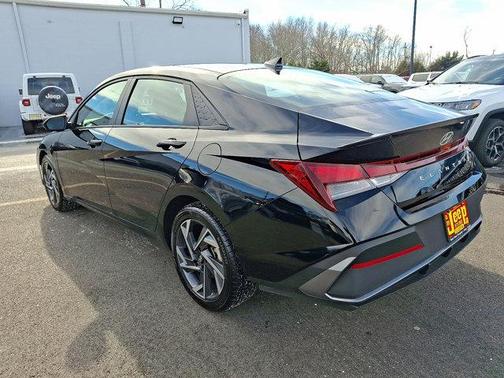 2025 Hyundai ELANTRA Sport