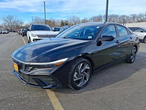 2025 Hyundai ELANTRA Sport