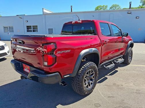 Radiant Red Tintcoat 2025 Chevrolet Colorado ZR2