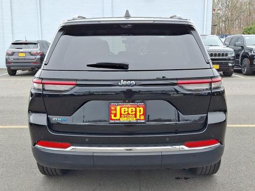 2023 Jeep Grand Cherokee 4xe Base