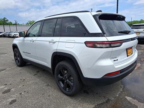 2025 Jeep Grand Cherokee Limited X