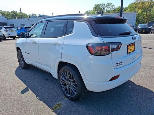 2022 Jeep Compass High Altitude