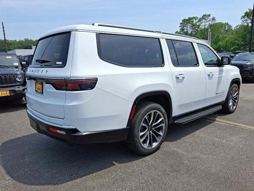 2025 Jeep Wagoneer L Series II 4x4