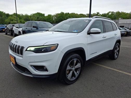 Bright White Clearcoat 2019 Jeep Cherokee Limited