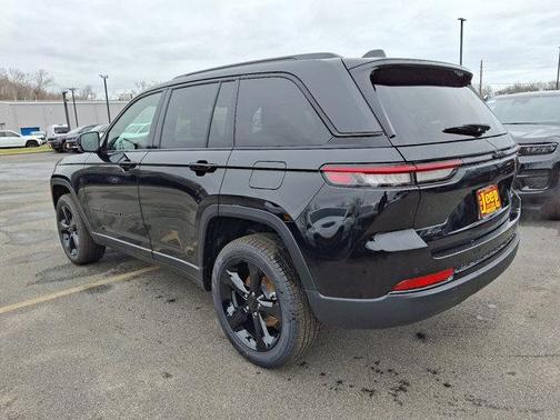 2025 Jeep Grand Cherokee Limited X