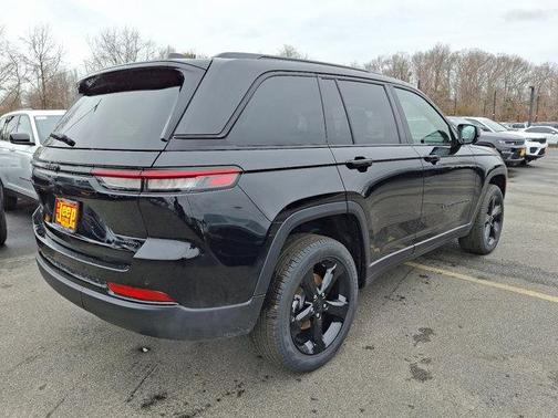 2025 Jeep Grand Cherokee Limited X