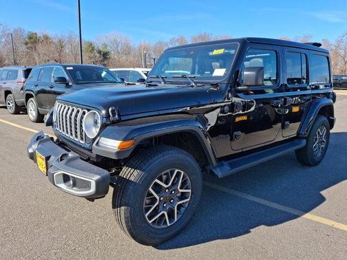 2025 Jeep Wrangler 4-Door Sahara 4x4