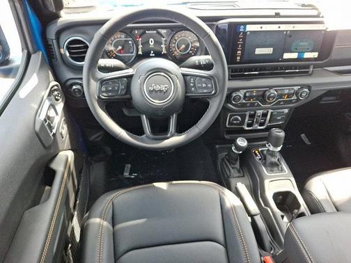 2025 Jeep Gladiator High Tide