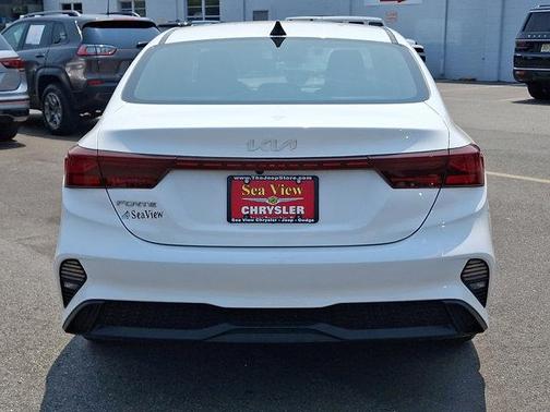 2022 Kia Forte LXS