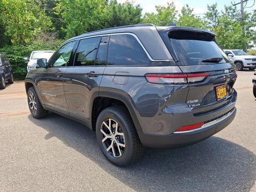 2025 Jeep Grand Cherokee Limited X