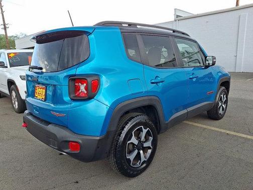 2021 Jeep Renegade Trailhawk