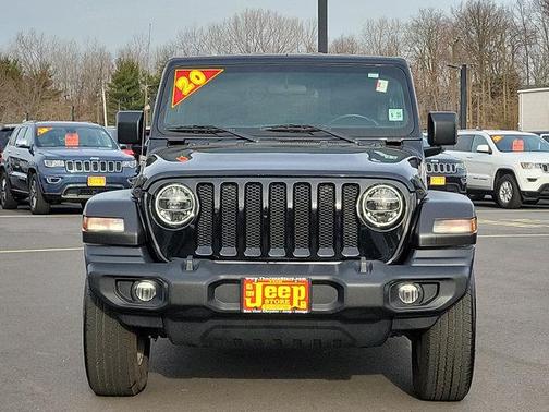 Photo 2 of 25 of 2020 Jeep Wrangler Unlimited Sport
